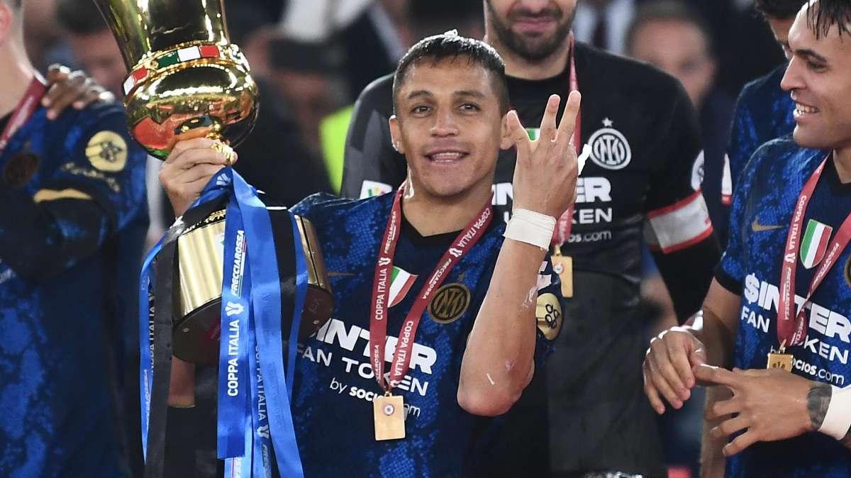 UFFICIALE - Inter-Sanchez, accordo per la risoluzione consensuale. Il club: "Tre trofei in tre anni, grazie"