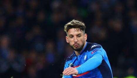 FcIN - Napoli ottimista, ma l'offerta dell'Inter è sul tavolo: perché Mertens non ha ancora sciolto i nodi