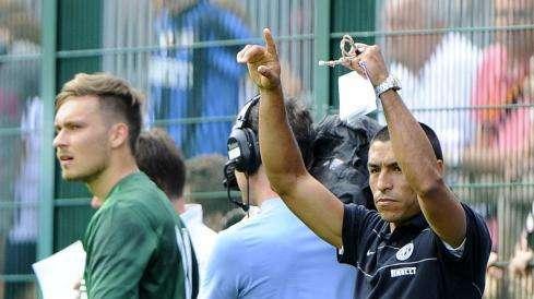 La conferenza stampa sotto gli occhi di Ivan Cordoba