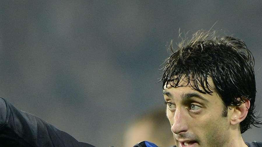 Milito va al Racing, manca solo l'ufficialità. Dopo il ritiro, El Principe...