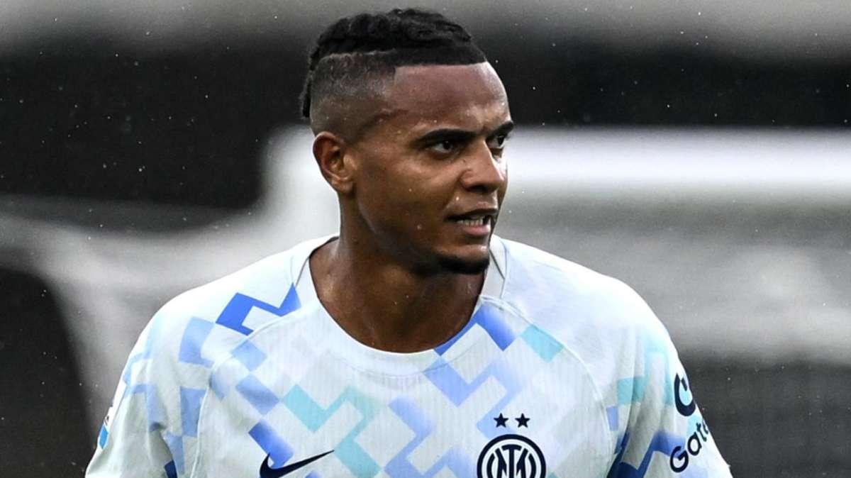 Heusler, ex pres. Basilea: "Uno scout disse che Akanji era giocatore da club superiore. E noi lo prendemmo"