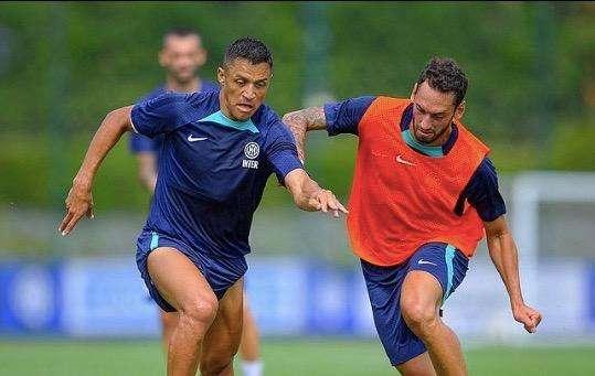 Sanchez si allena e manda il suo messaggio: "Niente è reale se non credi in quello che sei"