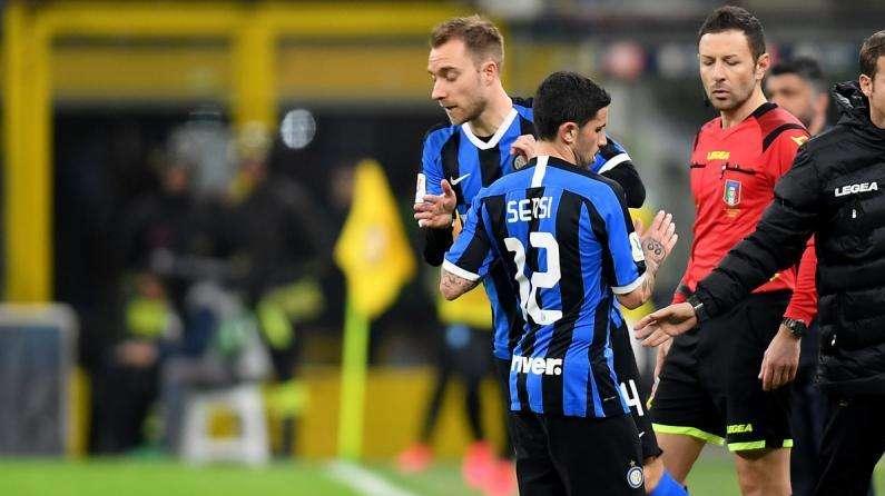 Regolamento, l'Ifab dà l'ok ai 5 cambi anche per il 2020/2021. L'ultima parola spetterà a Uefa e federazioni