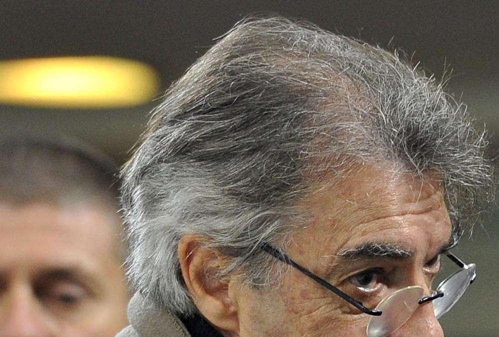 Giornalisti e 50 tifosi nerazzurri sotto gli uffici Saras