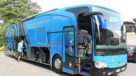 GdS - Sassi contro il pullman Inter: grossi rischi