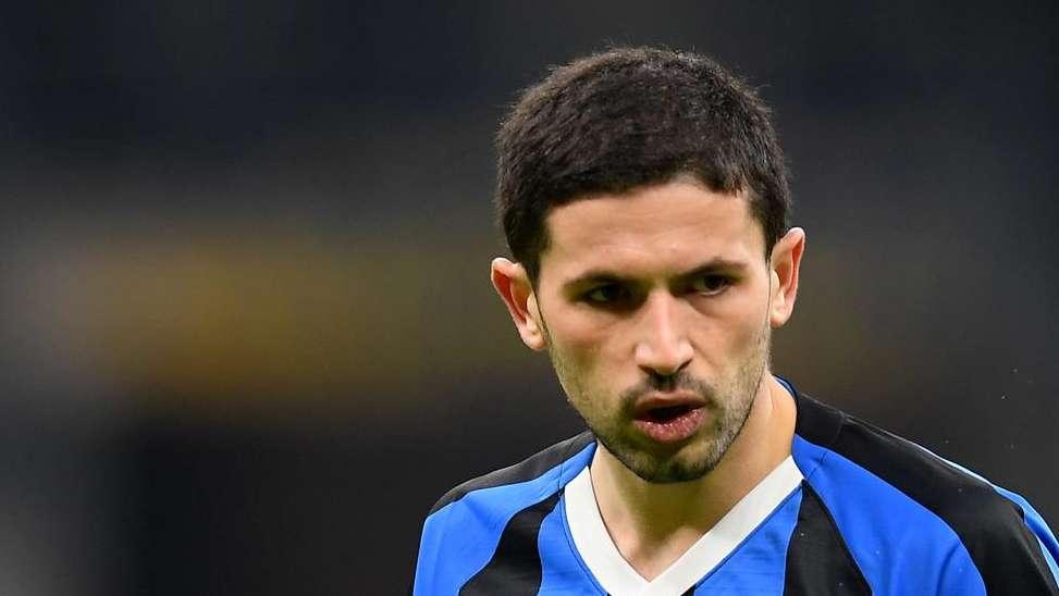 Ancora poche ore prima della sfida al Bayer, Sensi è "pronto a lottare"