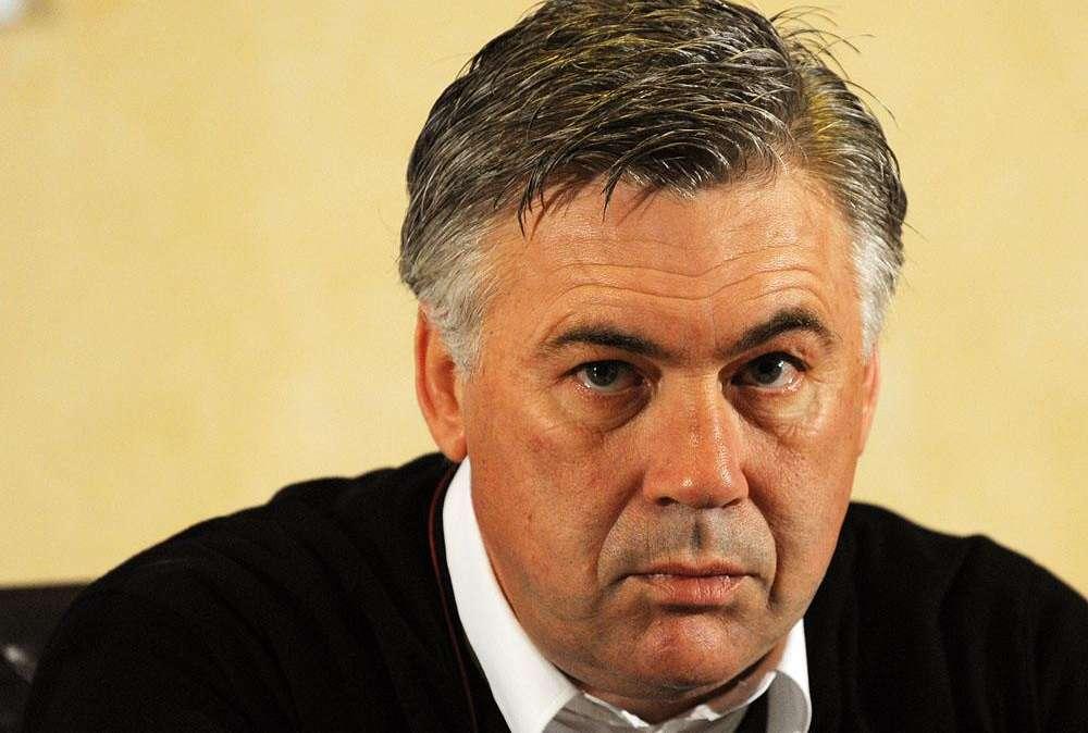 Ancelotti su Adriano: "La sua vita è nelle sue mani"