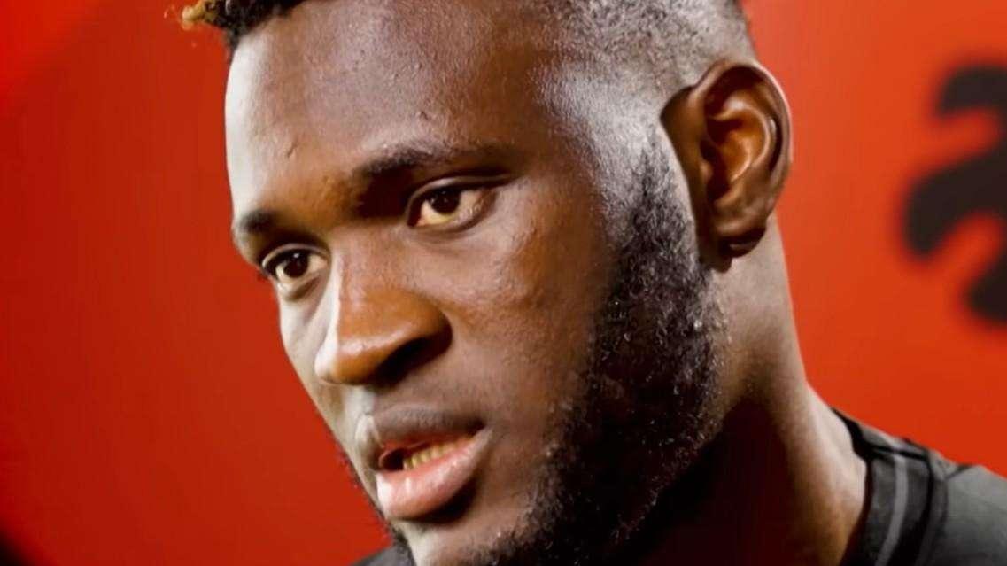 Bayer Leverkusen, Boniface nella bufera: immortalato mentre viaggia a 140 km/h in autostrada
