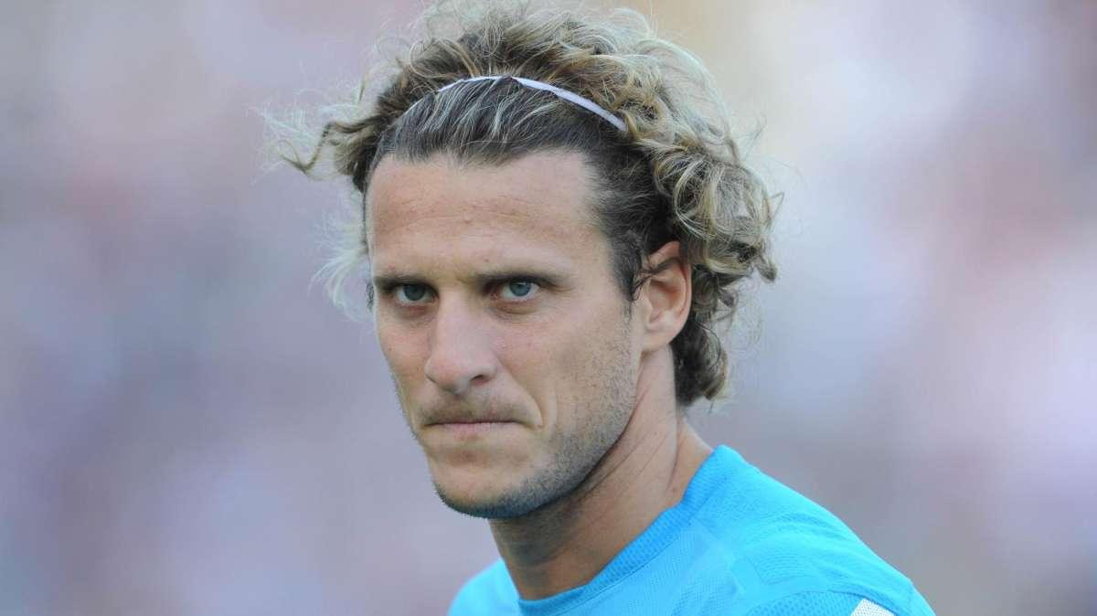 Anche Forlan seguirà Italia-Uruguay questa sera