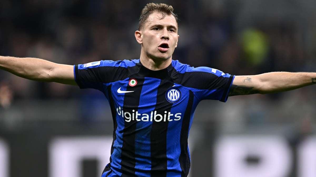 GdS - Dal poster in cameretta al gol in faccia: Barella colpisce il suo idolo Stankovic 