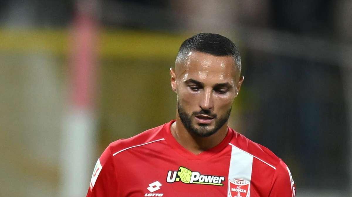 D'Ambrosio annuncia il ritiro: "Grazie a ogni squadra, il calcio resterà per sempre dentro di me"
