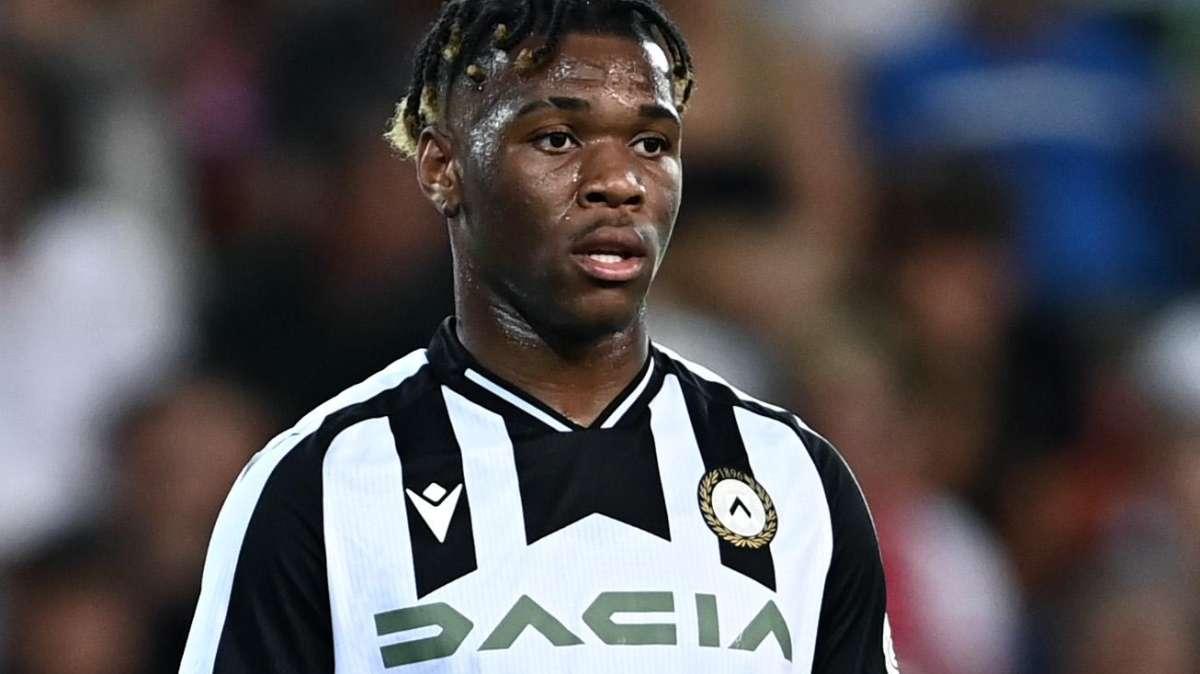Sky - Tottenham forte su Udogie: 25 milioni e un altro anno a Udine
