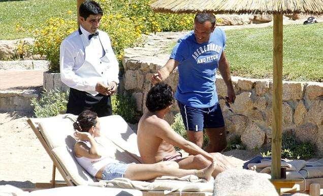 Branca incontra Tevez in Sardegna: accordo rimandato di soli sei mesi?