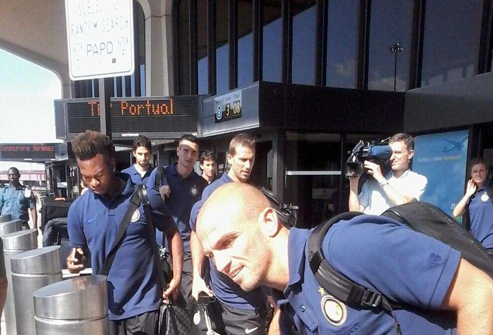 FOTO - L'Inter atterra negli USA. Subito in campo!
