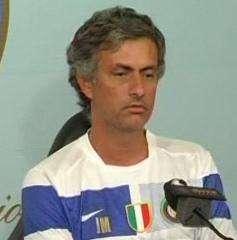 Altri dubbi sulla gestione di Mou contro il Bari