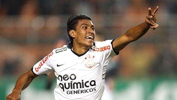 Osservatori dell'Inter per Paulinho: stasera...