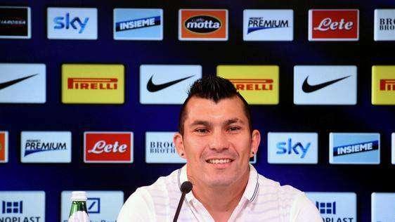 Corsa, muscoli e un Toro nel mirino: Medel sembra già il Pitbull di Mazzarri