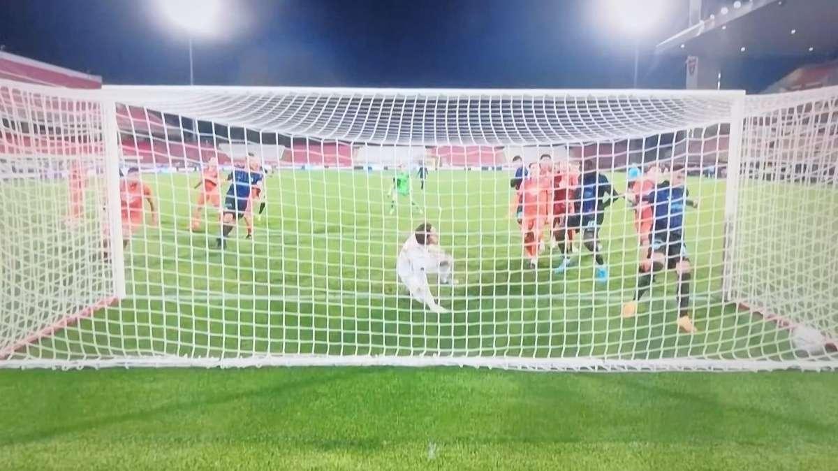 Partita folle a Monza: Zuberek pareggia di testa al 97', Inter U23-Ospitaletto finisce 2-2