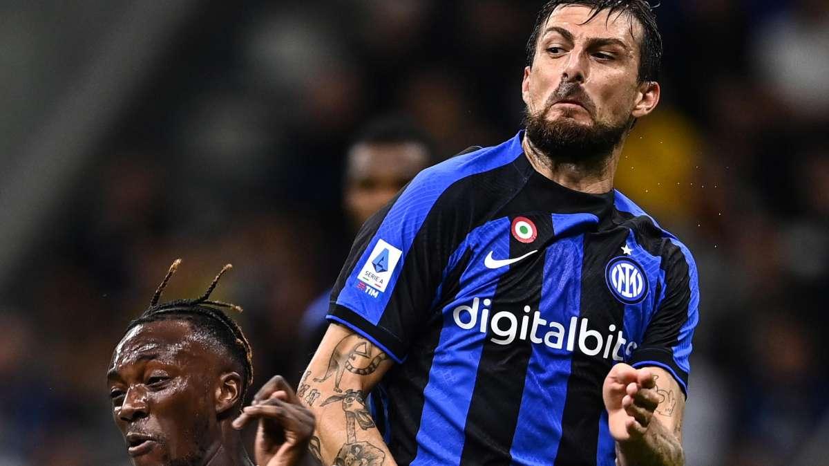 TS - Fiorentina-Inter: c'è Acerbi, mercoledì gioca De Vrij. E a centrocampo torna Gagliardini