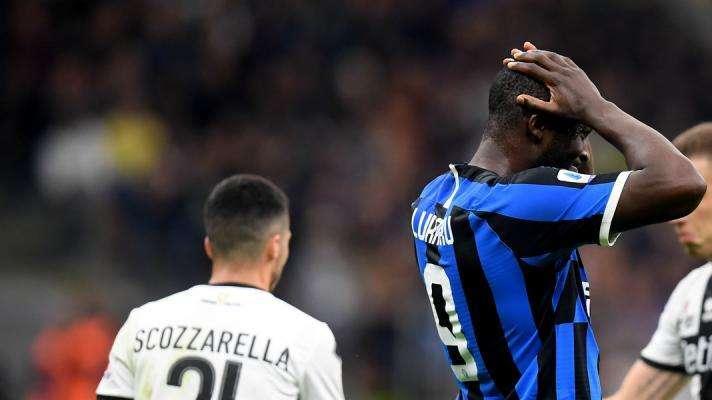 Gli errori di Brozovic e le paure di Conte: il Parma parcheggia il pullman a San Siro, all'Inter restano i rimorsi