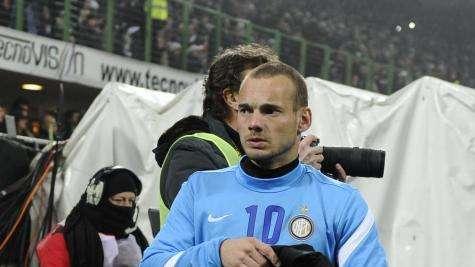 Ranieri vara il turnover intorno a Sneijder