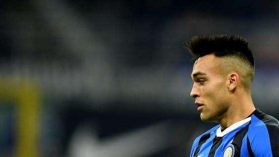 From Uk - Martinez, spunta il Man. United: i Red Devils puntano il Toro e Paredes