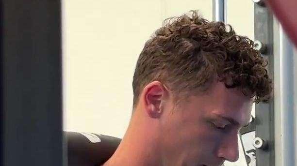 L'Equipe - Pavard, il Galatasaray pronto all'assalto. E attenzione: in Turchia il mercato finisce dopo