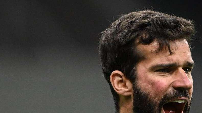 Liverpool, Alisson: "Affrontiamo avversari di punta sia in Premier League che in Champions"