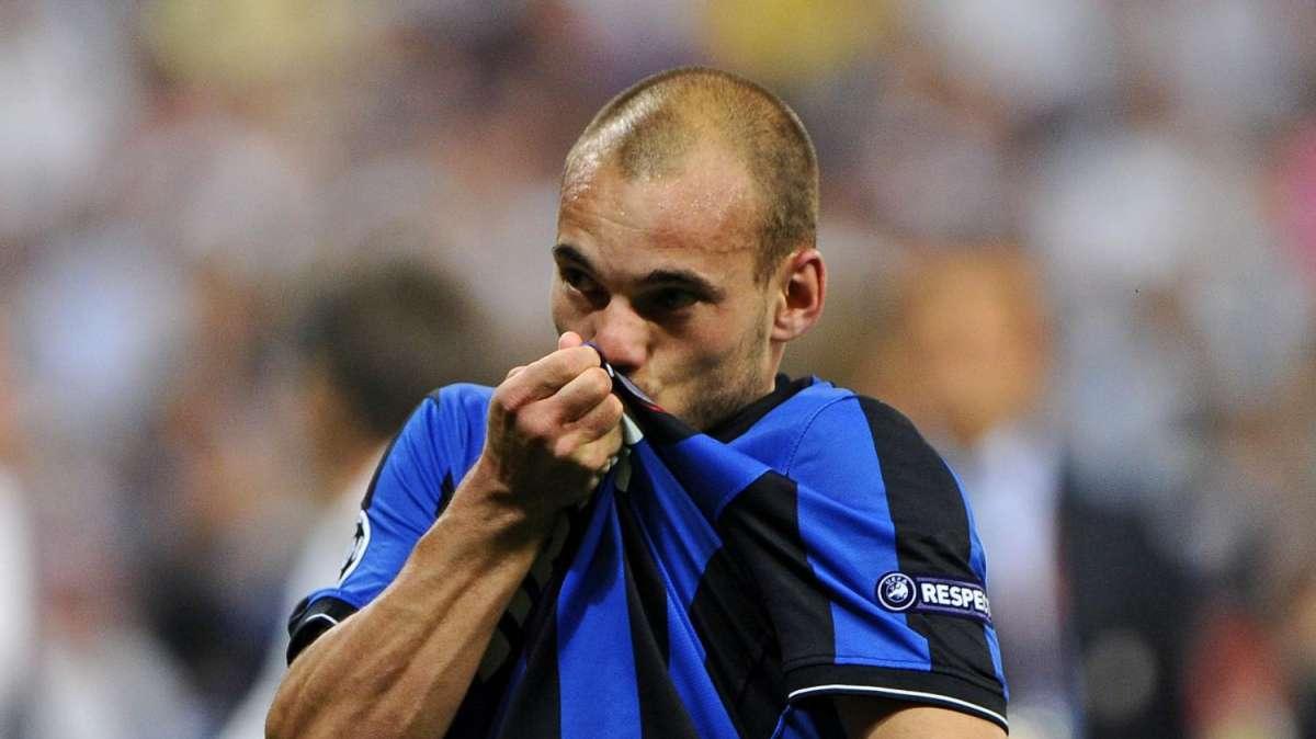 Sneijder respinge la corte United: "Bel club, ma io sto bene a Milano"
