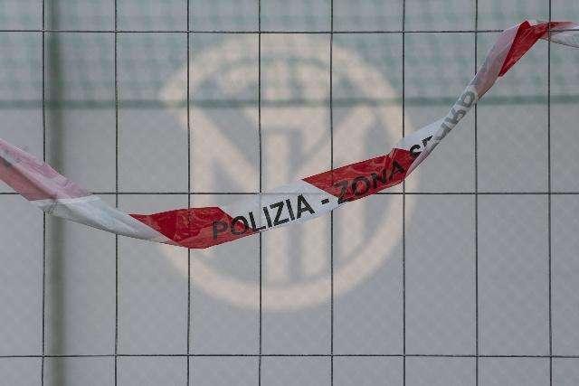 Stadio Cornaredo di Lugano militarizzato: barriere e polizia intorno