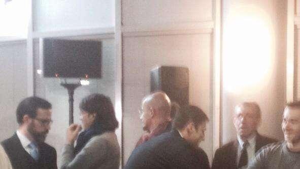 FOTO -  Zanetti si accomoda in sala stampa 