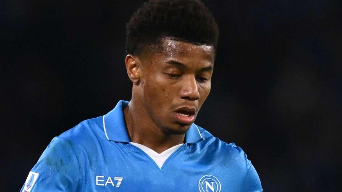 Napoli, David Neres ancora costretto allo stop: risentimento muscolare per il giocatore brasiliano
