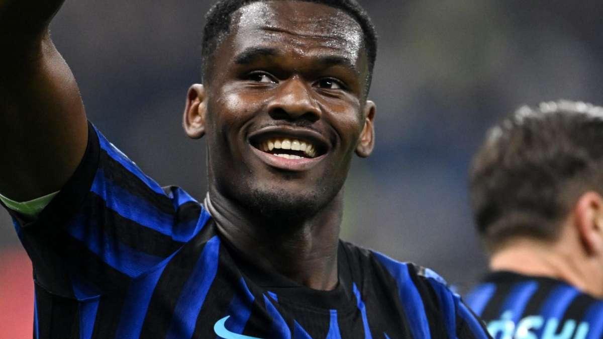 Bonny: "Io all'Inter, Bastoni me lo profetizzò. Chivu importantissimo per me. Il derby? Vale Barça-Real"