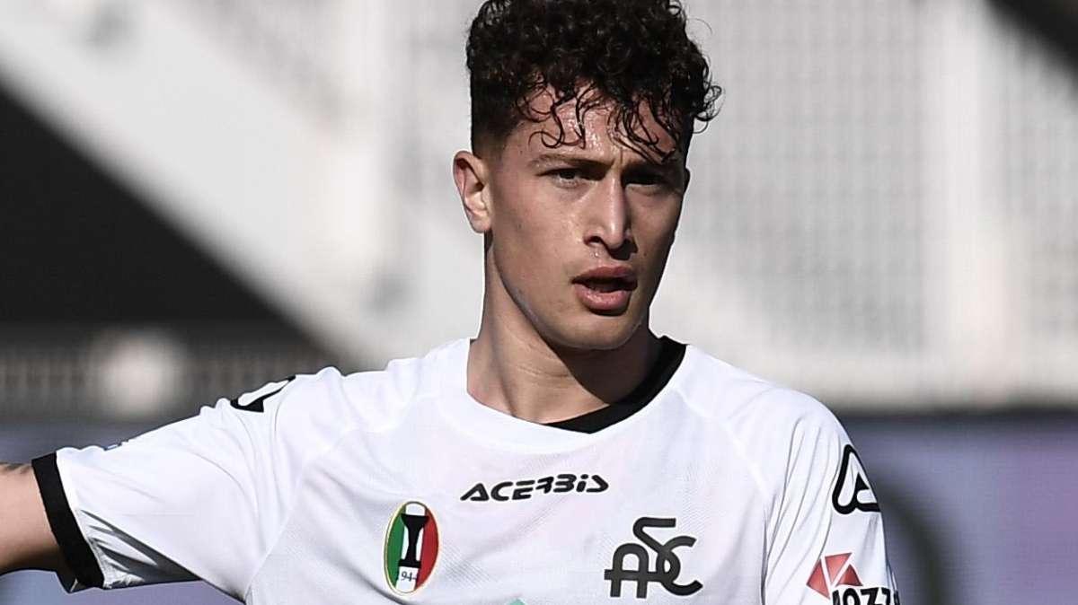 Spezia, Esposito: "Sarò sempre grato all'Inter, stasera dovremo essere spensierati. Francesco Pio? Va lasciato tranquillo"