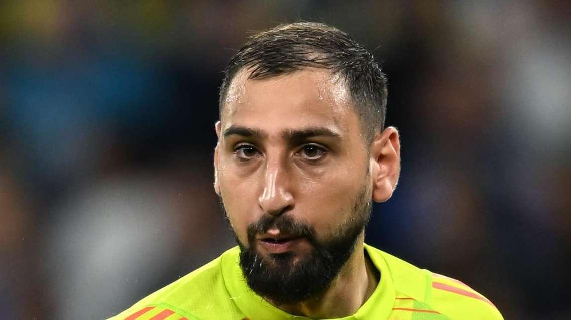 Donnarumma: "Contento di quello che ha fatto Sommer in stagione. Spero domani faccia meno"