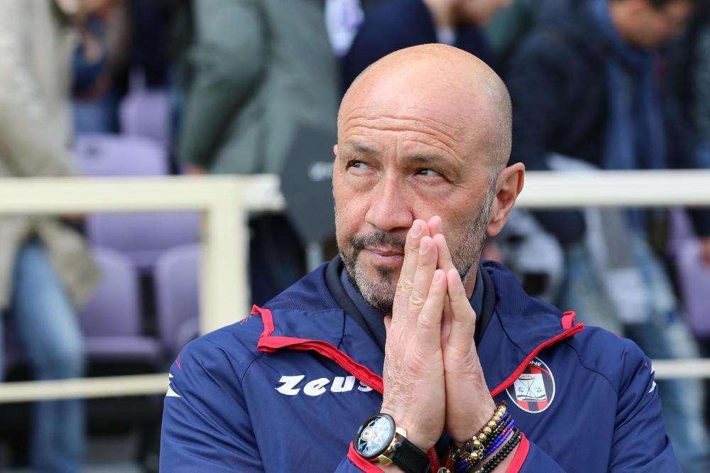 Zenga rallenta la Lazio, ringrazia di cuore l'Inter: domenica sarà finale