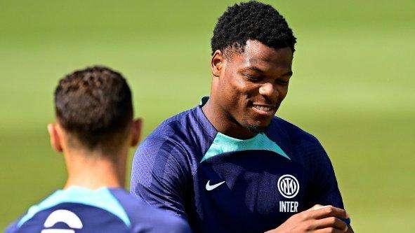 Dumfries non pensa alle voci di mercato: "Serie A in arrivo, #ForzaInter"