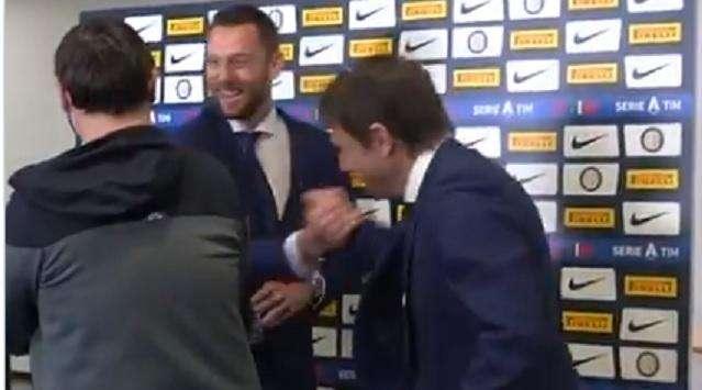 VIDEO - Siparietto De Vrij-Conte: "Il giallo? Meglio io che voi"
