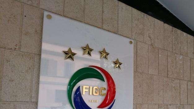 Braconaro (Commissione medica Figc): "La gestione di un eventuale giocatore positivo resta il nodo più importante"