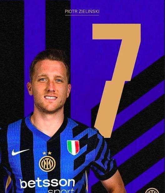Zielinski 'abbandona' il numero 20 (di Calha): il polacco eredita la 7 di Sanchez per la sua avventura all'Inter  