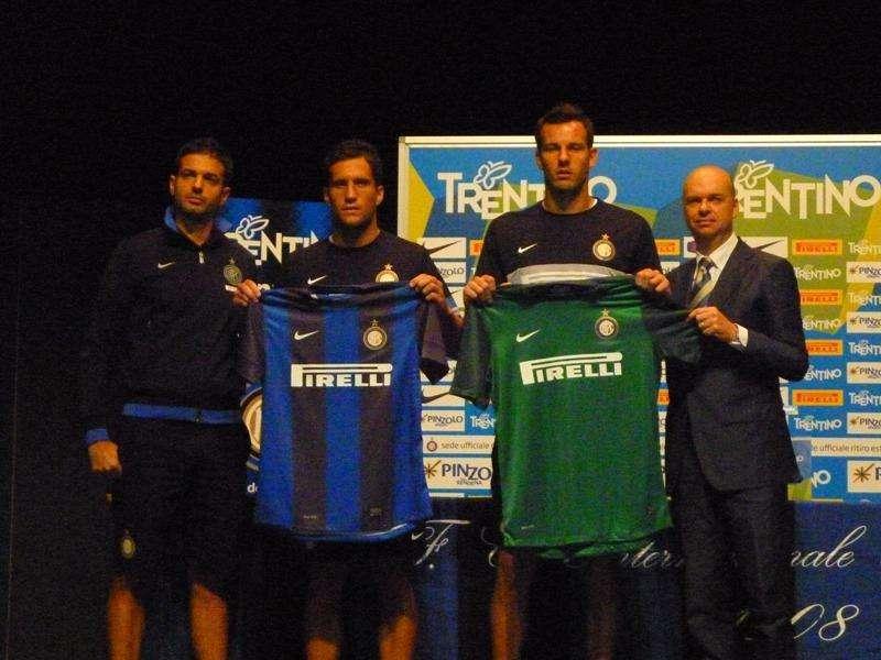Silvestre a FcIN: "Un onore giocare con Zanetti". Handa: "JC? Penso..."