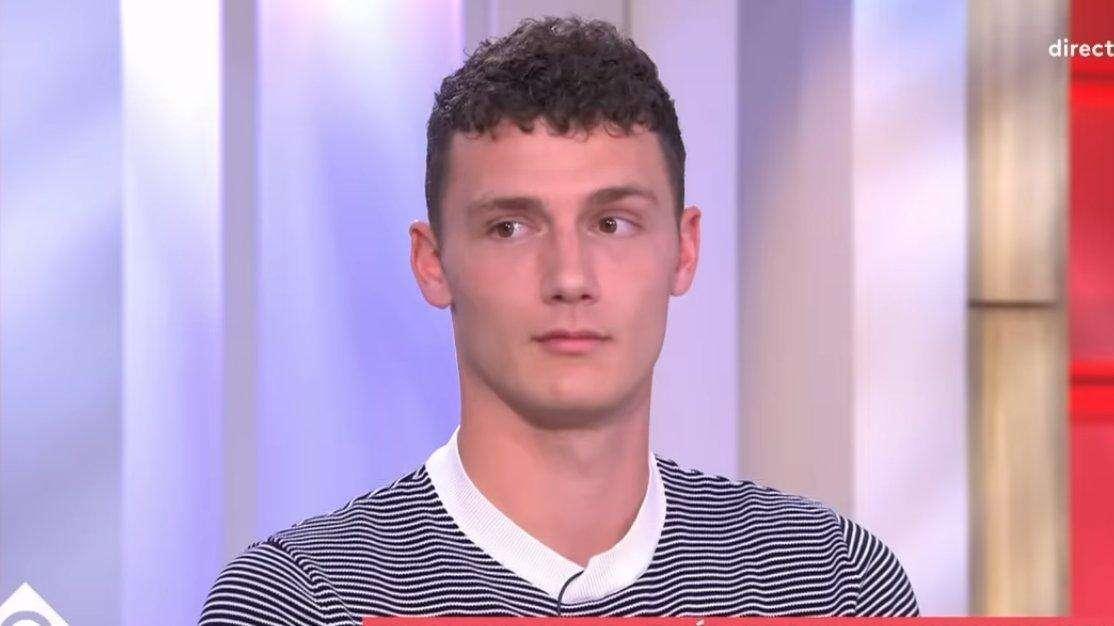 Sky - Ecco perché Pavard ha dato l'ok all'Inter. I nerazzurri hanno un'alternativa al francese