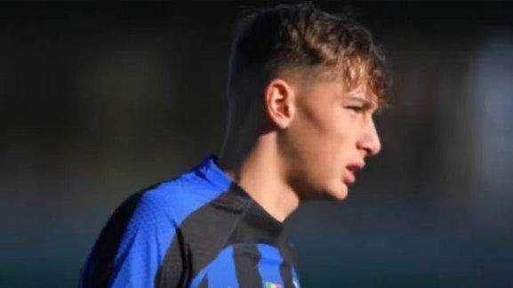 Esposito ancora in gol. Ma il finale al Barbera per il suo Spezia è beffardo: 2-2 del Palermo al 104' 