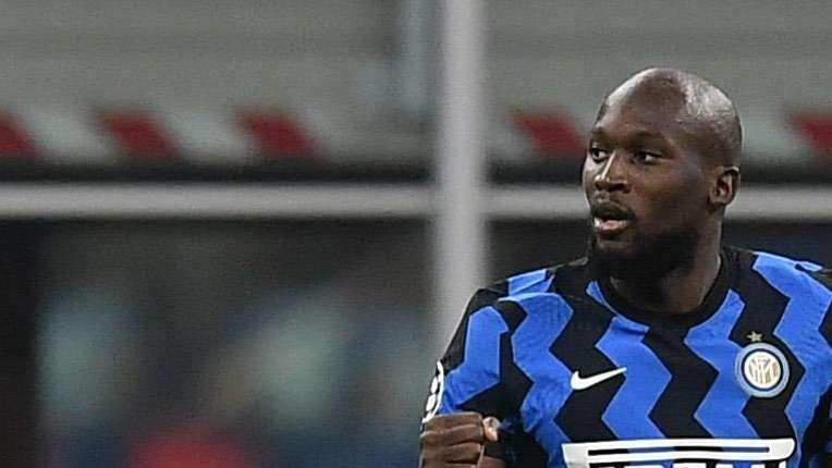 Gigante, pensaci tu! Lukaku salva al 90esimo il debutto in Champions League: tra Inter e Gladbach è 2-2