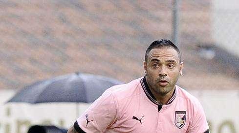 Cassano dal Milan all'Inter. Miccoli: "Contento lui..."