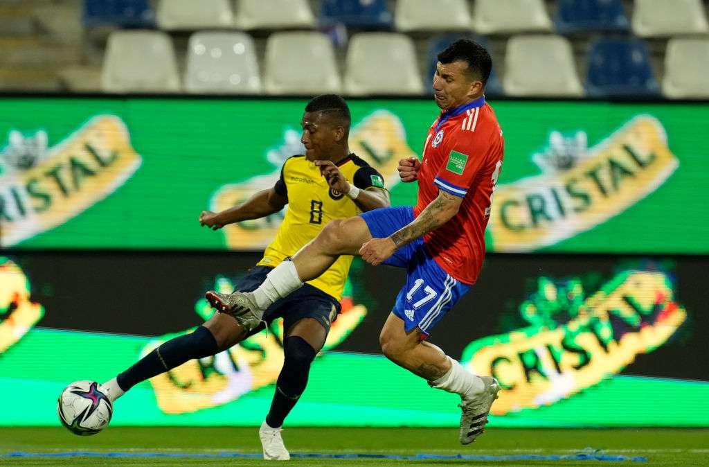 Medel: "L'espulsione di Vidal e il ko di Sanchez ci hanno un po' incasinati"