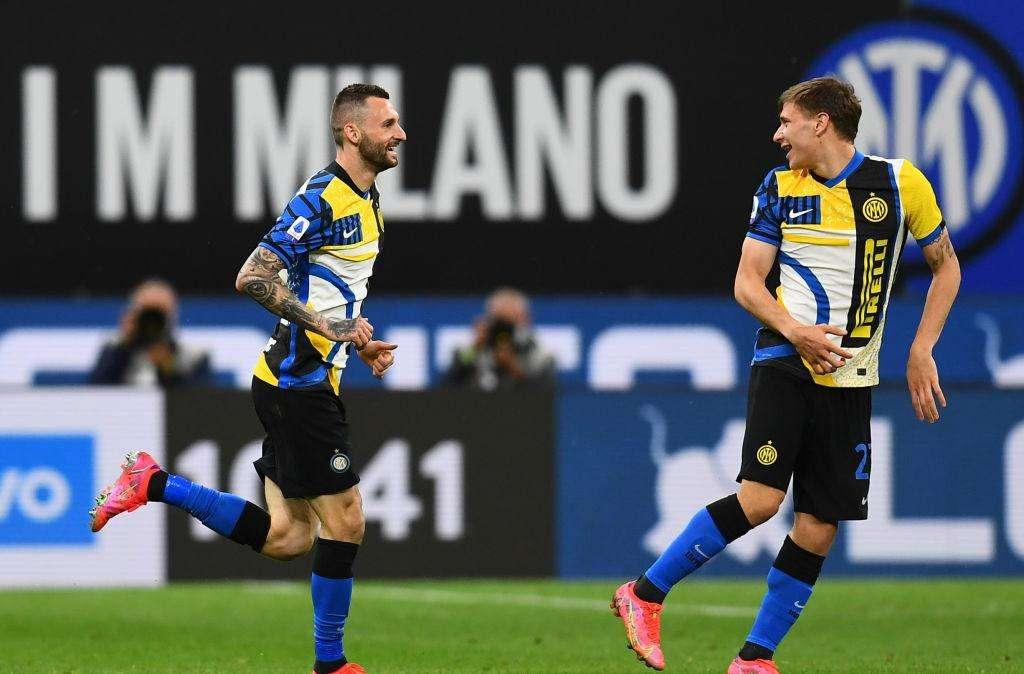 FcIN - L'Inter lavora al 'rinnovo' del suo centrocampo: le situazioni di Brozovic e Barella