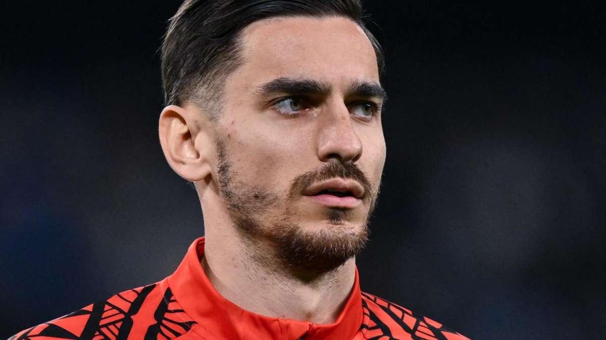 Lesione muscolare di secondo grado, lungo stop per il portiere del Napoli Meret