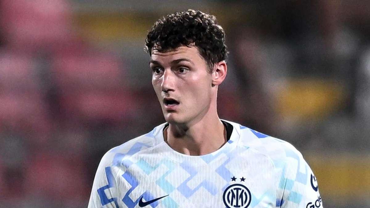 L'Équipe - Pavard-OM il colpo più importante dell'ultimo giorno del mercato francese: mancano solo le firme