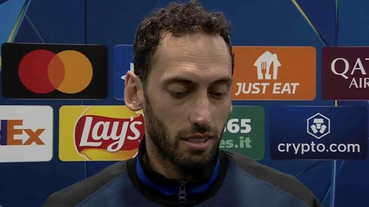 Calhanoglu a ITV: "Dopo il 2-1 è subentrata un po' di stanchezza, ma siamo felici per il traguardo"